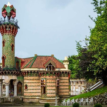 Pension Vega De Pas Comillas Bagian luar foto