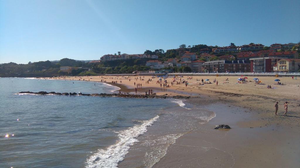 Pension Vega De Pas Comillas Bagian luar foto