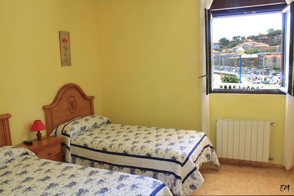 Pension Vega De Pas Comillas Bagian luar foto
